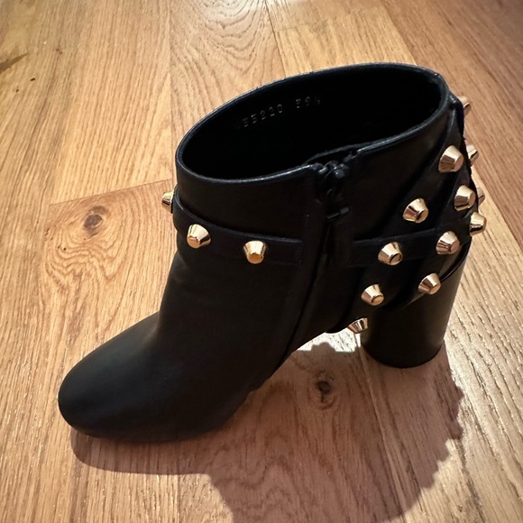 BALENCIAGA Studded Moto Boots - 39.5C - Picture 5 of 7